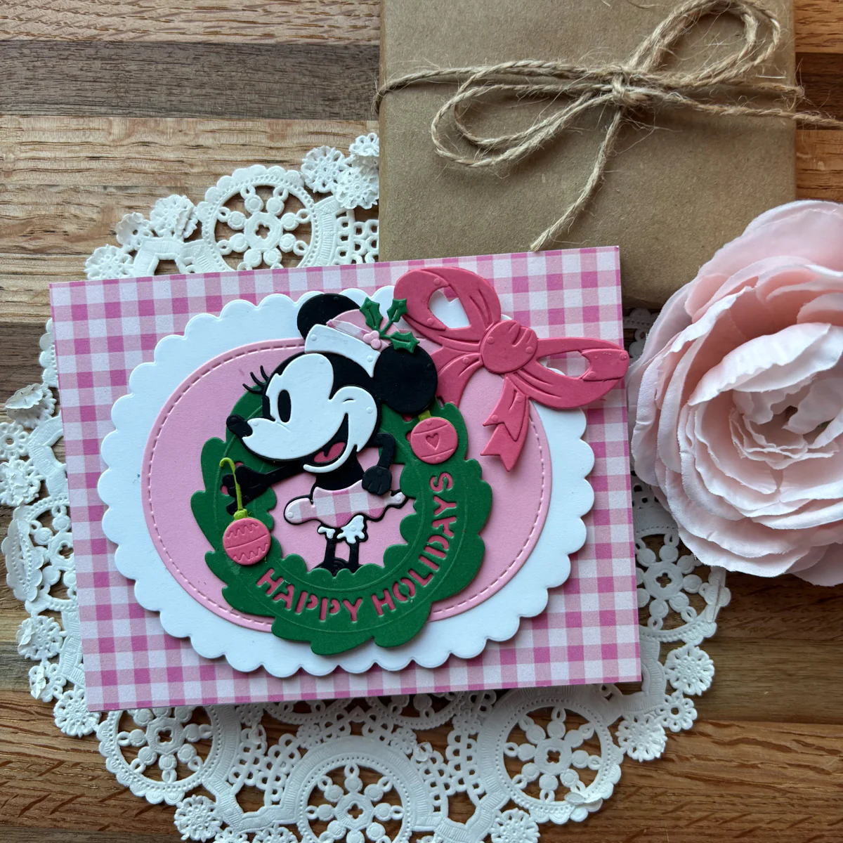 Classic Mouse Holiday Wreath Etched Dies - Image 4